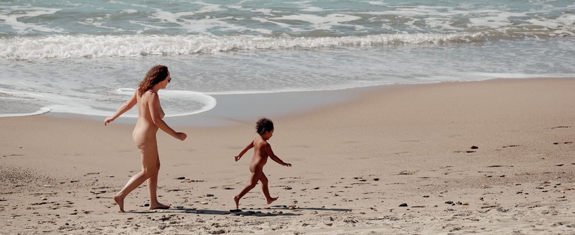 Minj eerste stappen in naturisme Minj eerste stappen in naturisme